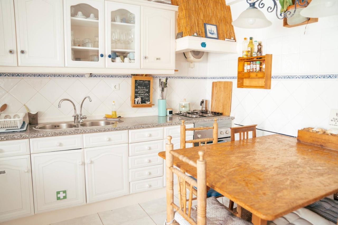 Ericeira Soulsurfers Guesthouse Esterno foto