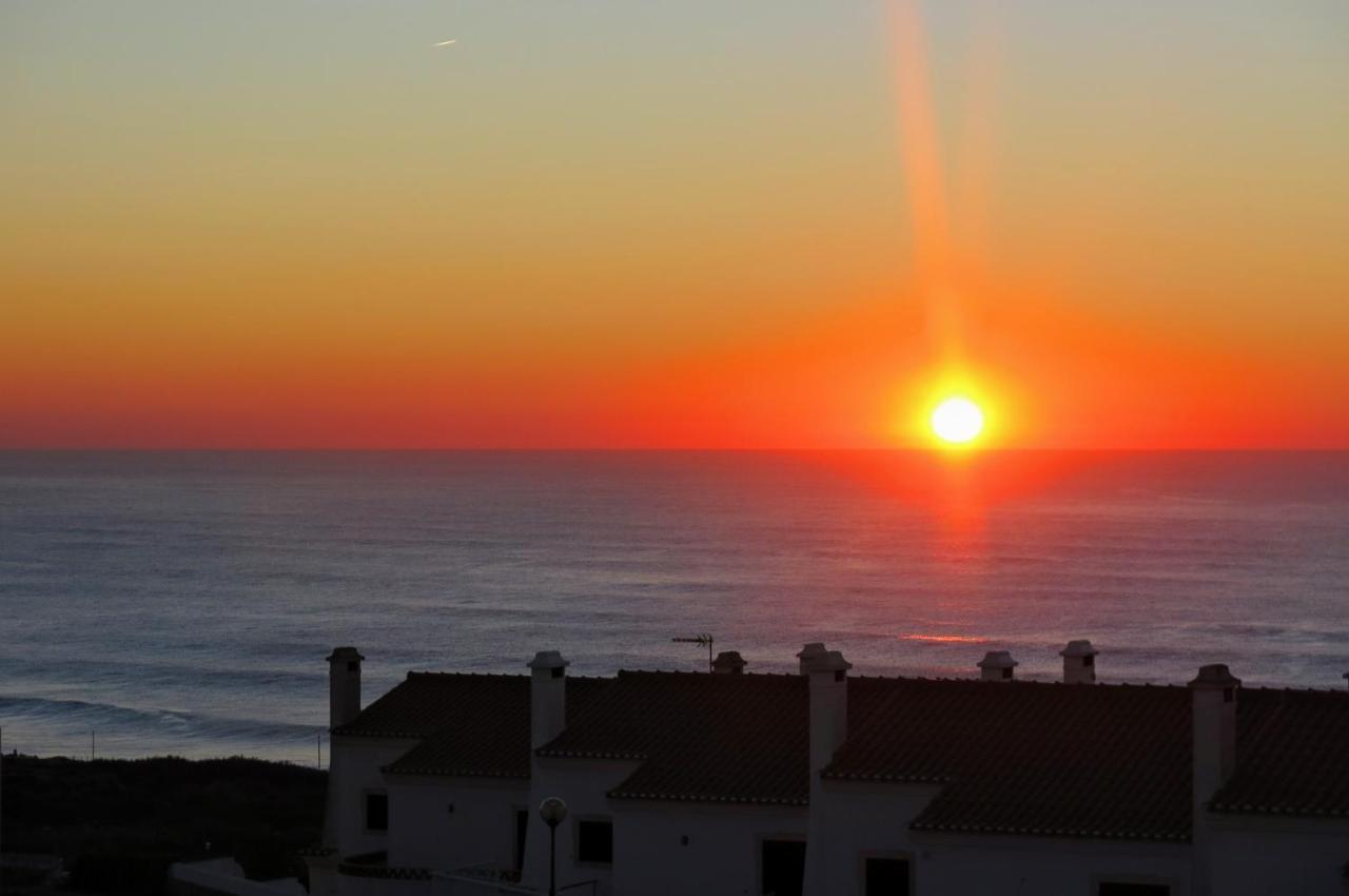 Ericeira Soulsurfers Guesthouse Esterno foto